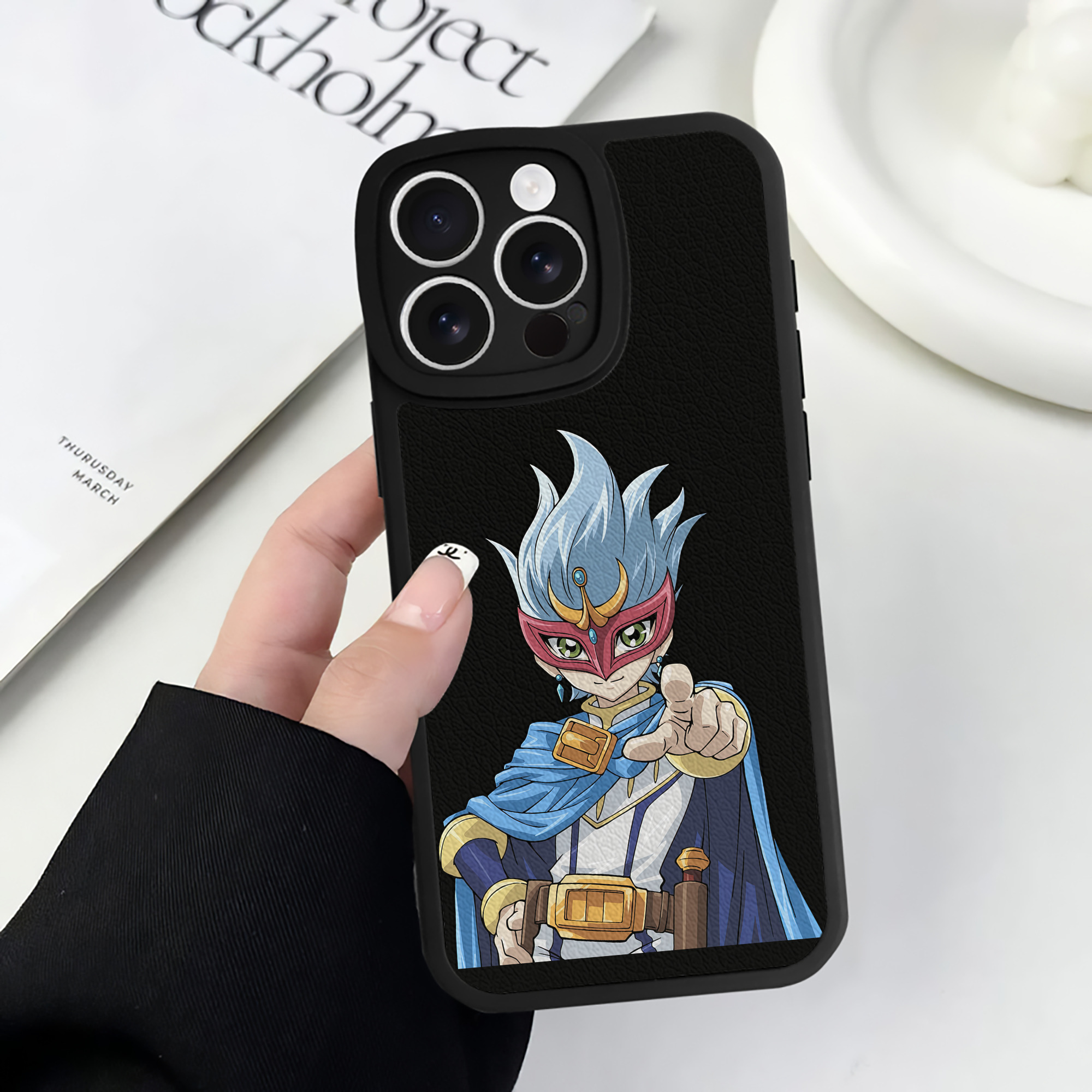 遊☆戯☆王 Yu-Gi-Oh! 【iPhone 16シリーズ対応】シリコンスマホケース（レザー調） 材質：シリコン